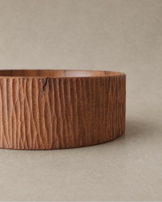 Taça em Iroko c/ textura | Na natureza nada se cria, nada se perde: tudo se transforma