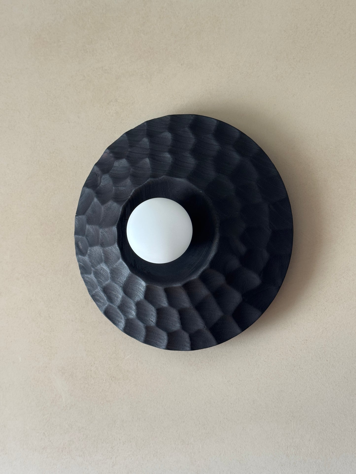 Não há luz sem Sombra | Candeeiro Parede - Preto