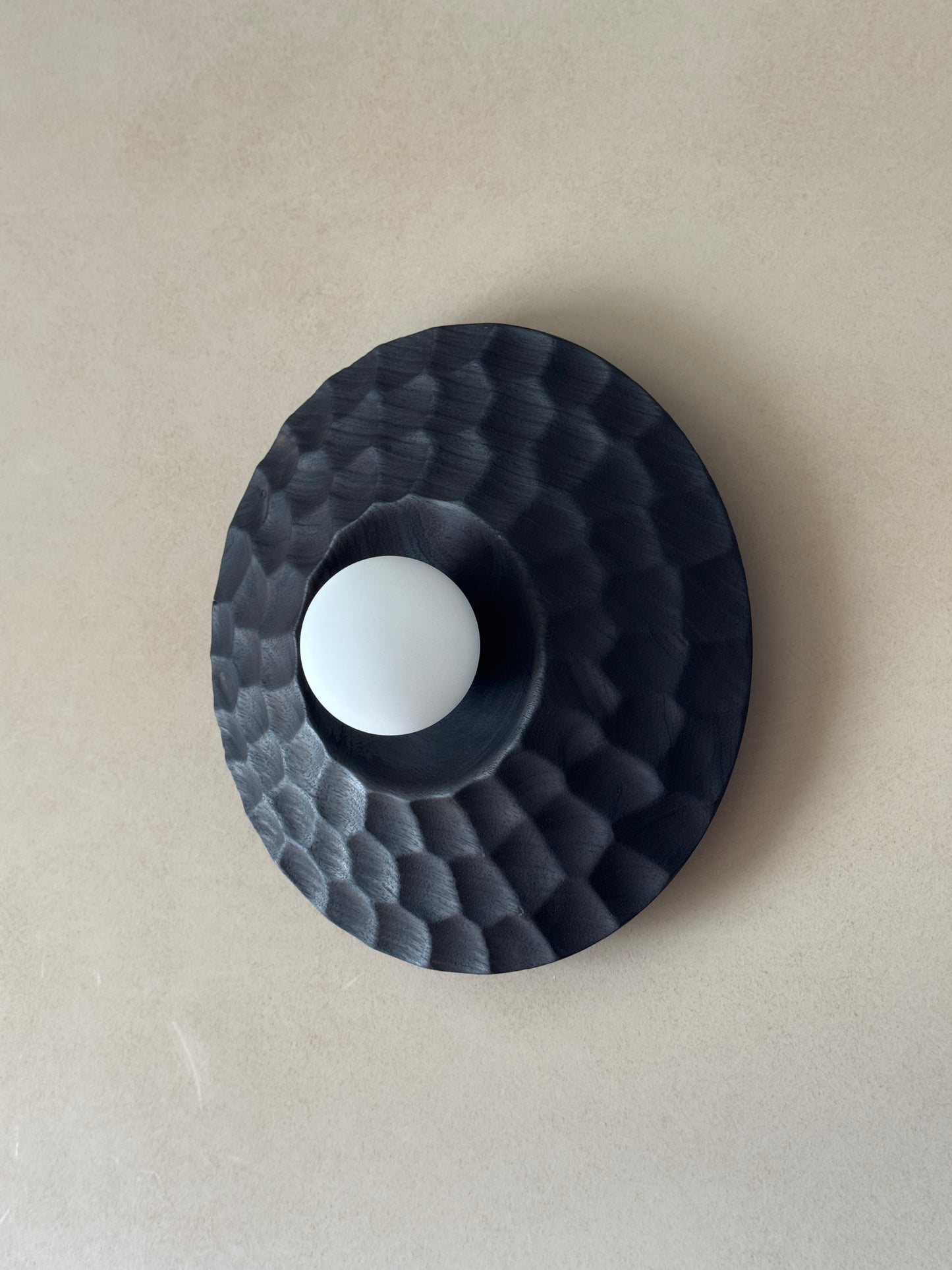 Não há luz sem Sombra | Candeeiro Parede - Preto