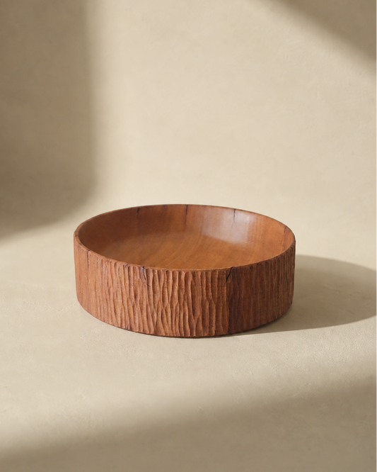Taça em Iroko c/ textura | Na natureza nada se cria, nada se perde: tudo se transforma