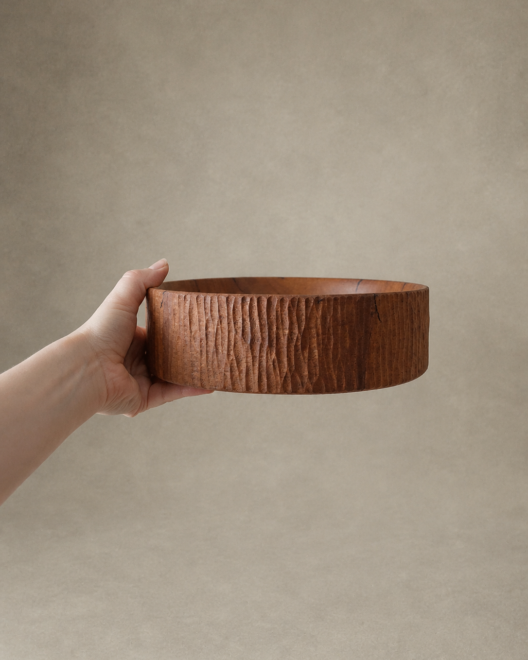 Taça em Iroko c/ textura | Na natureza nada se cria, nada se perde: tudo se transforma